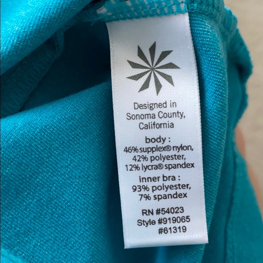 Athleta tank top built in bra SMALL - Picture 6 of 6